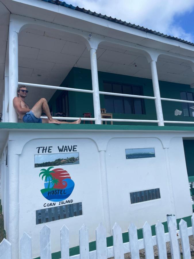 The Wave Hostel Corn Island Brig Bay Extérieur photo